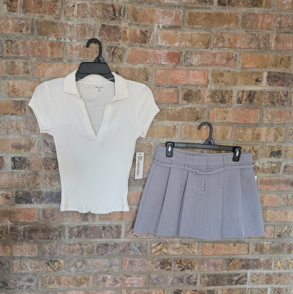 No Boundaries Light Gray Mini Skirt Outfit School Girl Style; Womens Size XS 0-2
